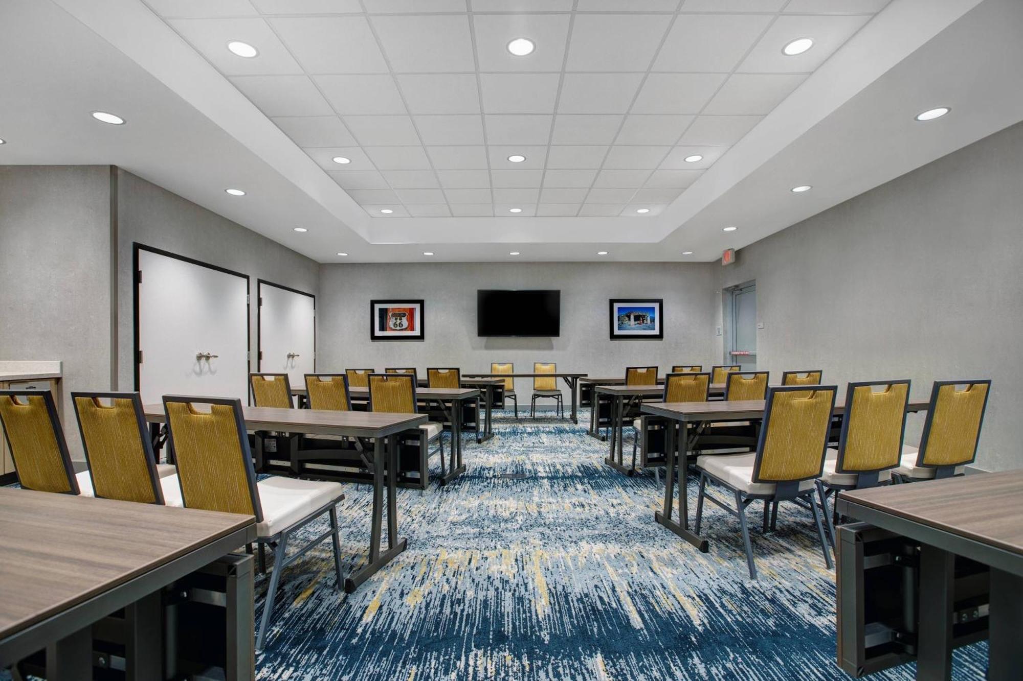 Towneplace Suites By Marriott Phoenix Glendale Sports & Entertainment District Extérieur photo