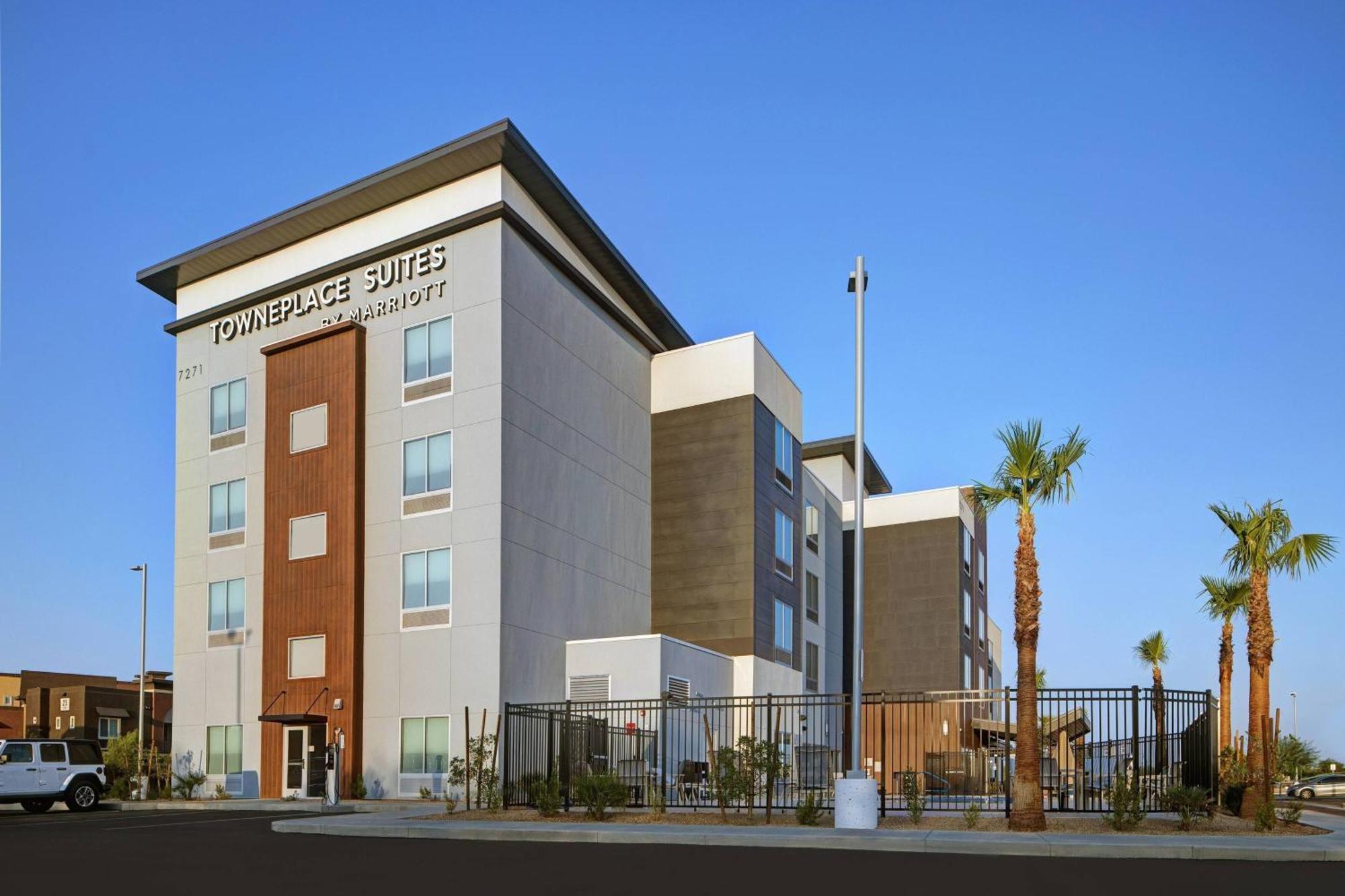 Towneplace Suites By Marriott Phoenix Glendale Sports & Entertainment District Extérieur photo